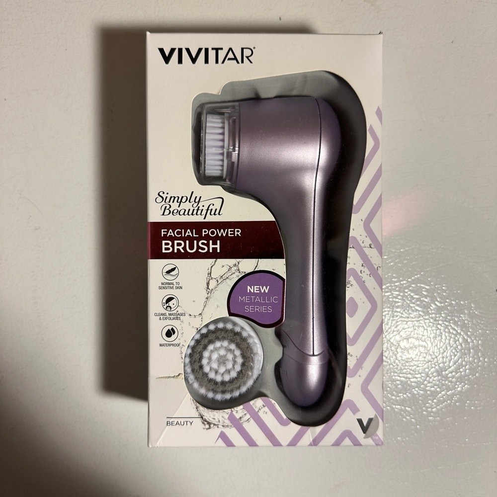 Vivitar Simply Beautiful Facial Power Brush - Metallic Purple